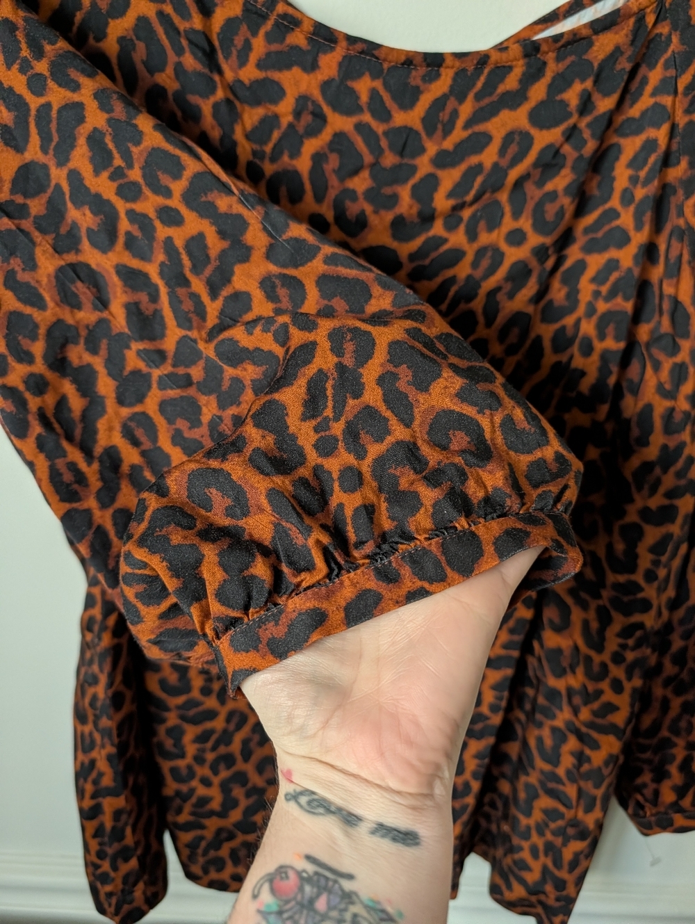 J Jill Leopard Print Long Sleeve Blouse Size Large - Picture 6 of 6